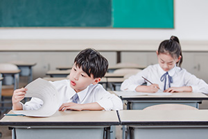 北京东方红学校好不好?