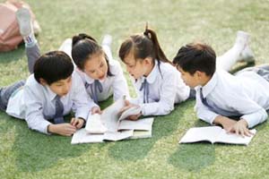 北京东方红学校校规严格吗